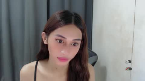 cutie_mitcha online show from February 27, 2:21 am
