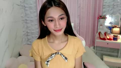 cutie_mitcha online show from October 21, 3:18 am
