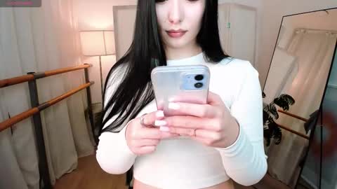 Monica online show from January 18, 9:07 pm