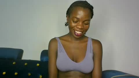 Snapshot of cutie_plush chatting on June 24, 6:40 pm cutieplush online show from June 24, 6:40 pm