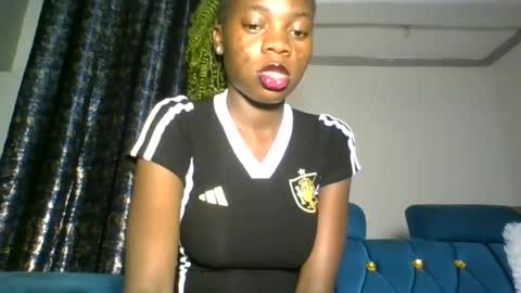 Snapshot of cutie_plush chatting on July 12, 7:05 pm cutieplush online show from July 12, 7:05 pm
