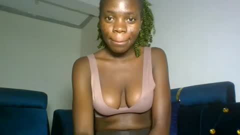 Snapshot of cutie_plush chatting on July 19, 6:33 pm cutieplush online show from July 19, 6:33 pm