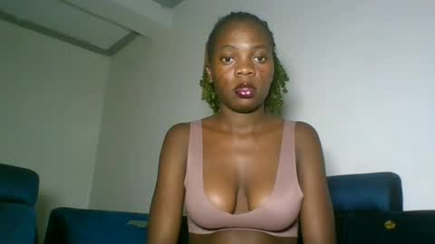 Snapshot of cutie_plush chatting on July 20, 8:55 pm cutieplush online show from July 20, 8:55 pm