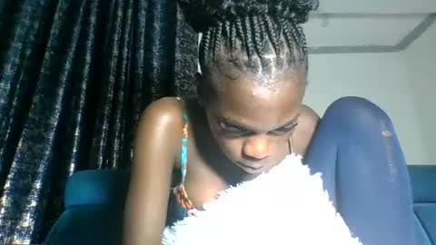 Snapshot of cutie_plush chatting on July 28, 7:26 pm cutieplush online show from July 28, 7:26 pm