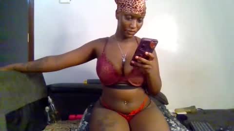 CUTIE online show from March 30, 9:38 pm