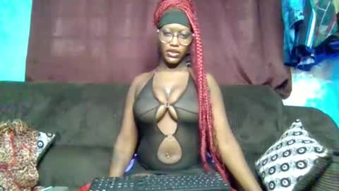 Snapshot of cutie_pumpkin_ chatting on May 20, 6:30 am CUTIE online show from May 20, 6:30 am
