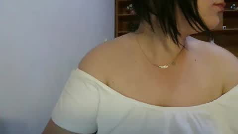 Ami online show from May 11, 10:29 pm