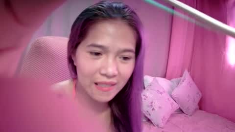 Snapshot of cutieepinaylezel chatting on August 5, 1:08 am cutieepinaylezel online show from August 5, 1:08 am
