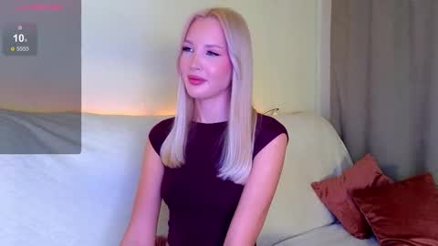 cutiefull_lion online show from February 18, 5:25 am