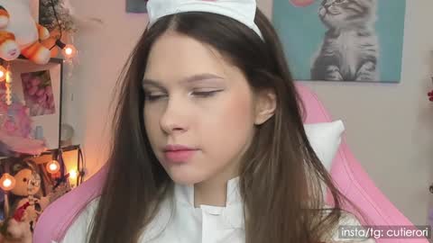 Snapshot of cutierori chatting on January 23, 4:09 am Rori Instagram cutierori online show from January 23, 4:09 am