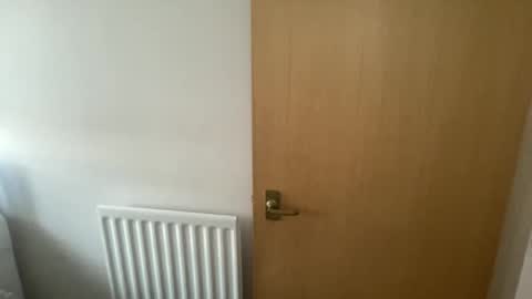 Snapshot of cutiexxxx chatting on March 4, 10:35 am cutiexxxx online show from March 4, 10:35 am