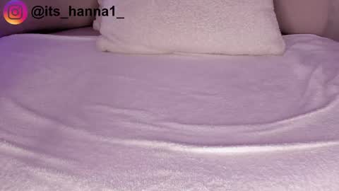 Snapshot of cutte_hanna18 chatting on May 12, 6:27 pm Hannah online show from May 12, 6:27 pm