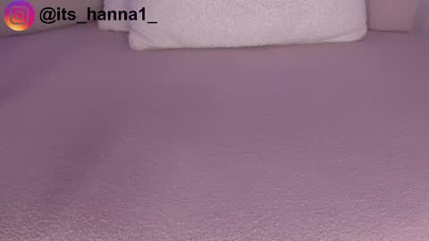 Snapshot of cutte_hanna18 chatting on May 27, 1:57 am Hannah online show from May 27, 1:57 am