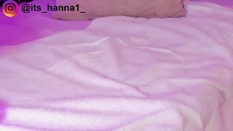 Snapshot of cutte_hanna18 chatting on July 23, 1:58 am Hannah online show from July 23, 1:58 am