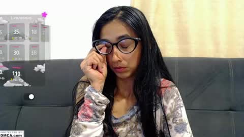 Snapshot of cutte_kitty_ chatting on July 28, 2:51 am miss ari online show from July 28, 2:51 am