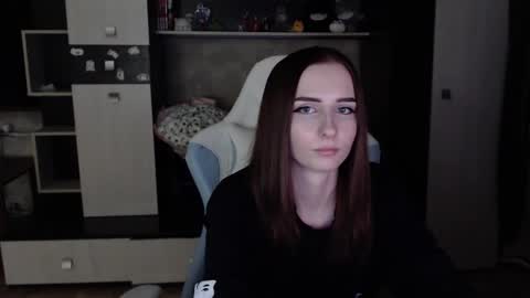 Cutti Crystal online show from October 22, 8:19 pm