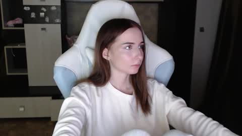 Cutti Crystal online show from October 27, 6:12 pm