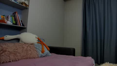 cuttiebunny online show from January 10, 3:18 am