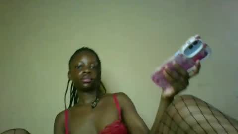Snapshot of cutty_teshy chatting on February 7, 6:24 am cutty_teshy online show from February 7, 6:24 am