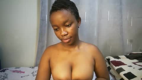 Snapshot of cutypookie chatting on October 4, 9:51 am cutypookie online show from October 4, 9:51 am