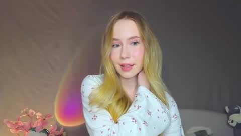 Virginia See you on Sunday online show from December 18, 5:00 pm