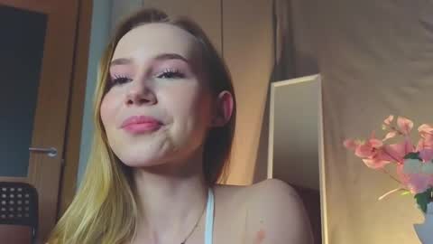 Virginia See you on Sunday online show from December 18, 8:03 pm