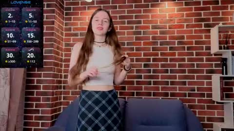 Snapshot of cwendenmon chatting on June 7, 6:55 pm Ashly online show from June 7, 6:55 pm