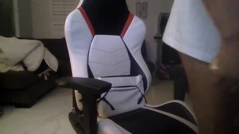 cxrlitos384092 online show from December 21, 1:51 pm