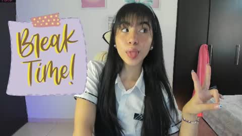Snapshot of cyber_lizz chatting on July 28, 10:42 pm Liz online show from July 28, 10:42 pm