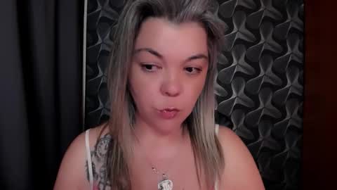 Snapshot of cyberdomme chatting on May 18, 10:48 pm Full time mean bitch. online show from May 18, 10:48 pm