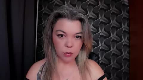 Snapshot of cyberdomme chatting on May 19, 10:49 pm Full time mean bitch. online show from May 19, 10:49 pm