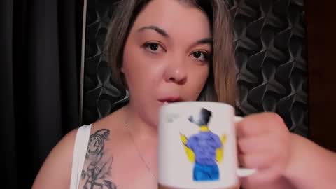 Snapshot of cyberdomme chatting on May 26, 9:33 pm Full time mean bitch. online show from May 26, 9:33 pm