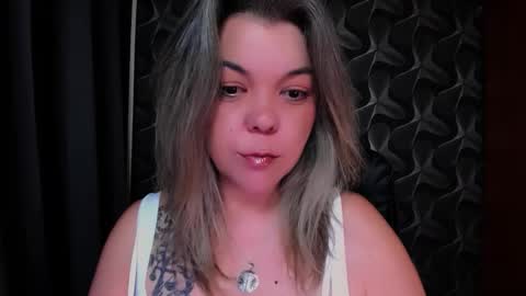 Snapshot of cyberdomme chatting on May 27, 3:25 am Full time mean bitch. online show from May 27, 3:25 am