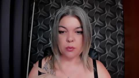 Snapshot of cyberdomme chatting on July 23, 10:08 pm Full time mean bitch. online show from July 23, 10:08 pm