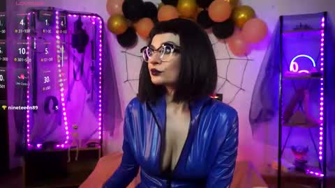 Lily Goddess online show from November 3, 4:14 am