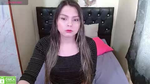 Snapshot of cynthia_94 chatting on November 27, 6:43 pm Cynthia online show from November 27, 6:43 pm