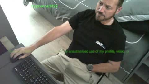 Snapshot of cypheros2025 chatting on May 22, 3:06 pm Chris online show from May 22, 3:06 pm