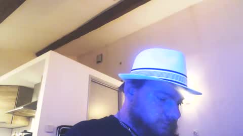 Cyrilhot88 online show from April 27, 4:10 am