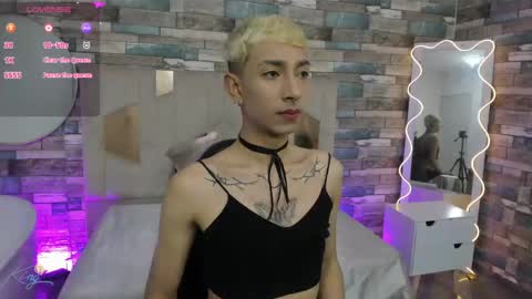 Snapshot of cyrus_tay chatting on May 22, 12:00 pm cyrus_tay online show from May 22, 12:00 pm