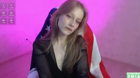 cyyberwhore online show from August 6, 10:44 pm