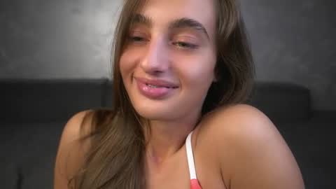 Snapshot of czamabech chatting on July 25, 2:53 am Isabella online show from July 25, 2:53 am