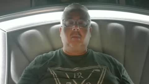 Snapshot of czar1974 chatting on November 22, 5:50 am czar1974 online show from November 22, 5:50 am