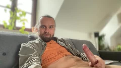 Snapshot of d0n_gi0vanni chatting on April 19, 9:41 am d0n_gi0vanni online show from April 19, 9:41 am