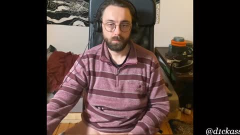 Snapshot of d1ckass chatting on December 22, 10:25 pm d1ckass online show from December 22, 10:25 pm