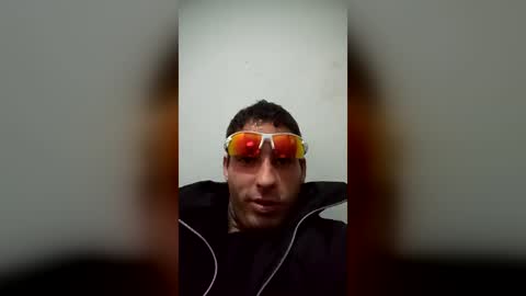 Snapshot of d235863 chatting on July 7, 5:21 am d235863 online show from July 7, 5:21 am