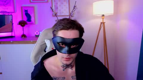 Diss online show from April 8, 10:54 pm