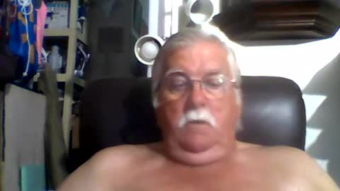 Snapshot of d69e chatting on July 2, 11:05 am d69e online show from July 2, 11:05 am