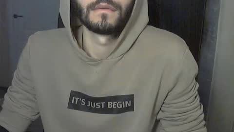 Snapshot of d_____________k chatting on November 9, 8:34 am Dolce online show from November 9, 8:34 am