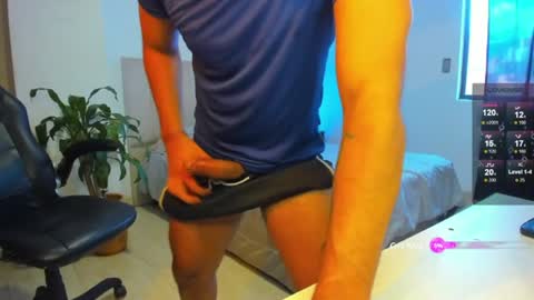 Mauricio online show from June 25, 8:35 pm