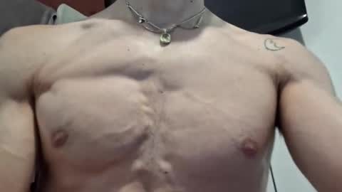 Snapshot of dabeibe chatting on September 9, 10:09 pm Jewbb online show from September 9, 10:09 pm